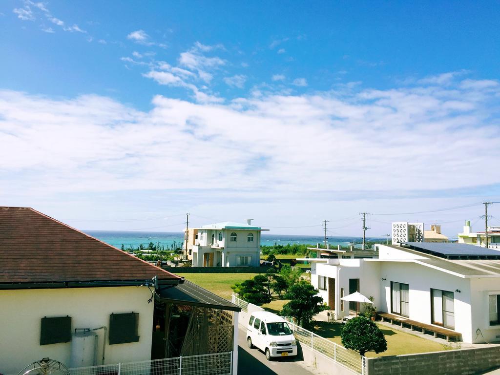 Guest House Route 6 Yomitan Exterior photo